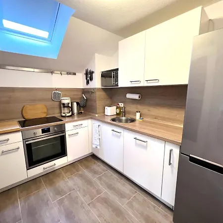 Cozy Near Center By R&l * 德累斯顿