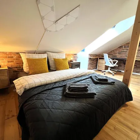 Cozy Near Center By R&l